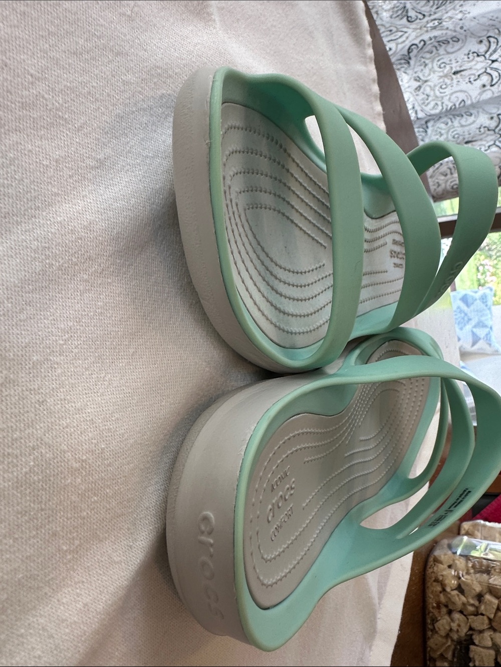 NWOT Retired Kadee II CROCS Women's Mint Green Dual-Strap Slide Sandals - Picture 3 of 6